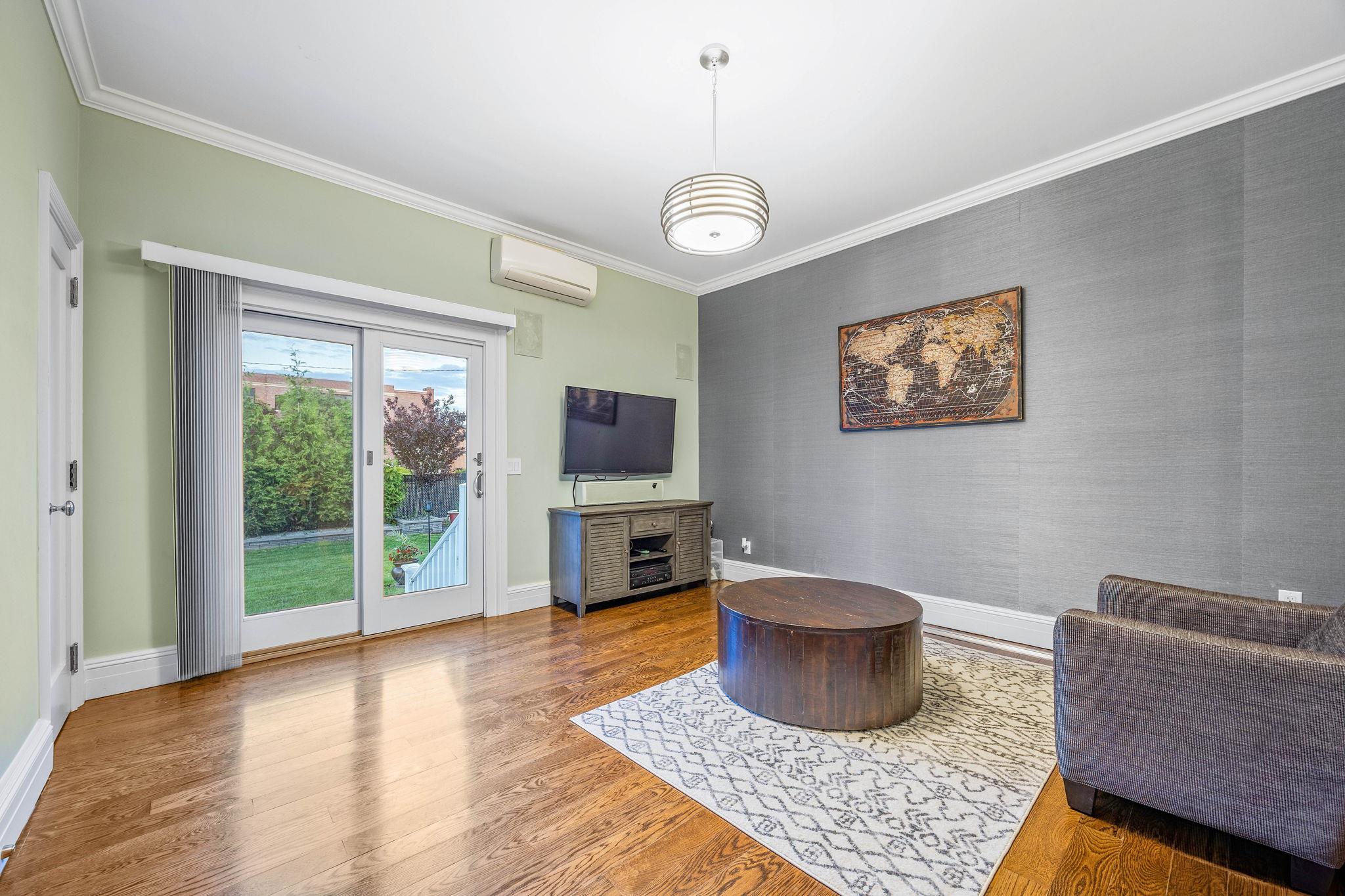 1 3rd Place, Bellmore, New York image 13