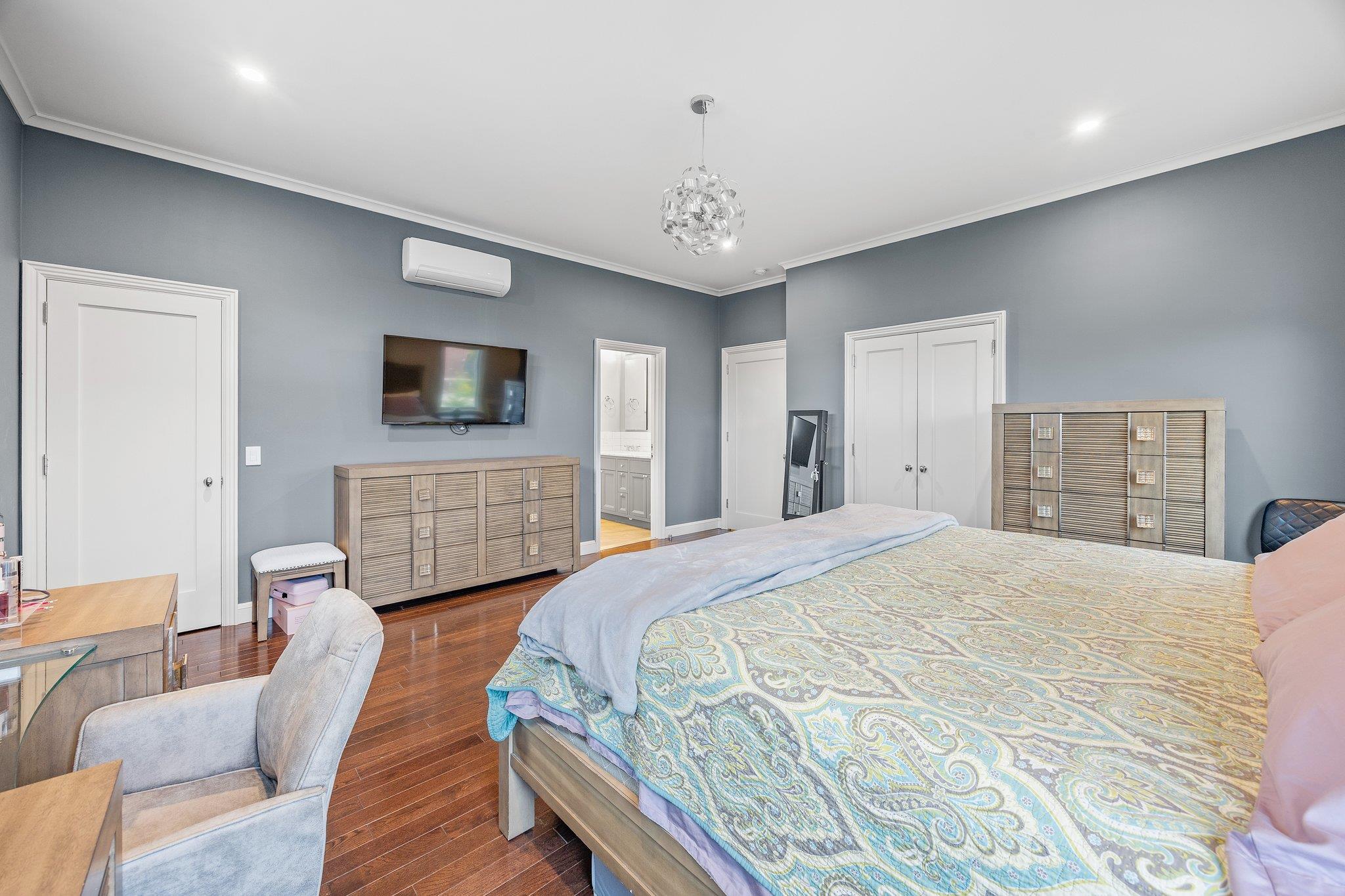 1 3rd Place, Bellmore, New York image 22