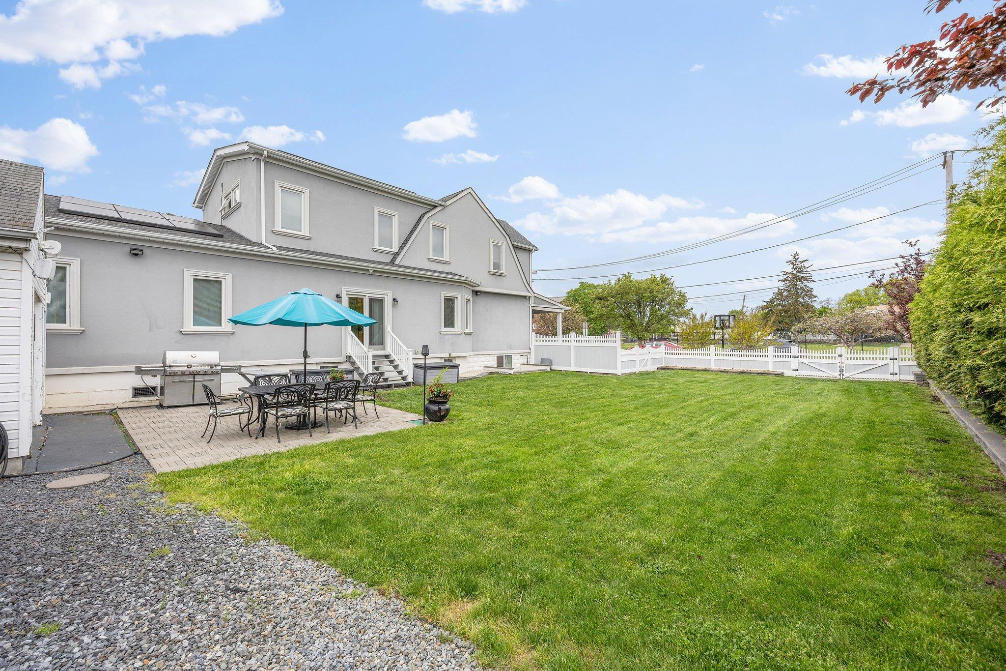 1 3rd Place, Bellmore, New York image 31