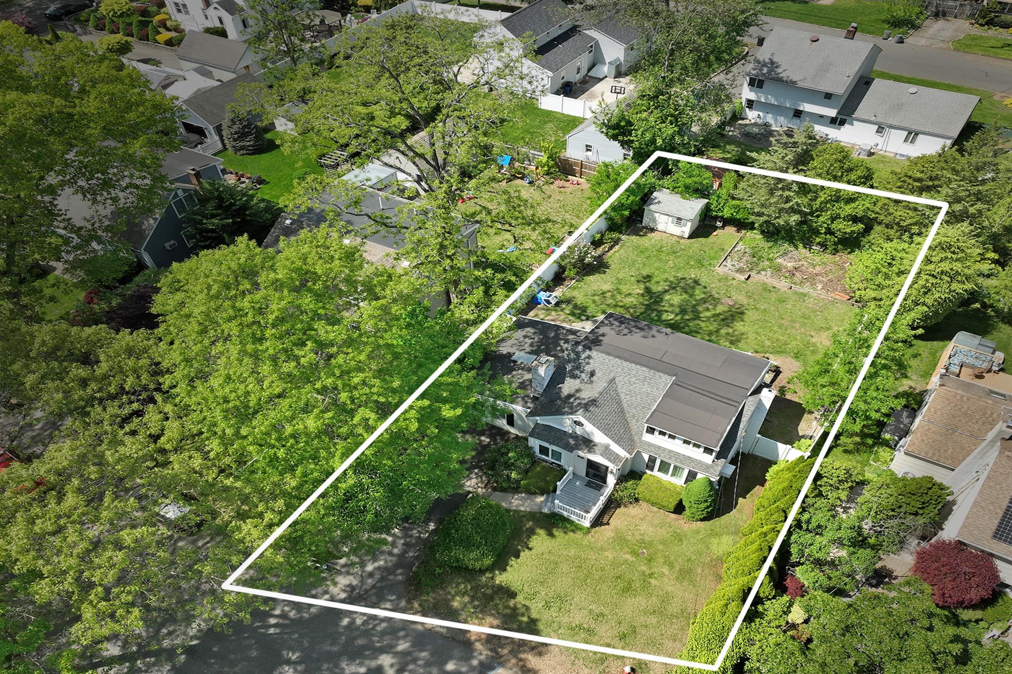 57 Hunters Lane, South Huntington, New York image 18