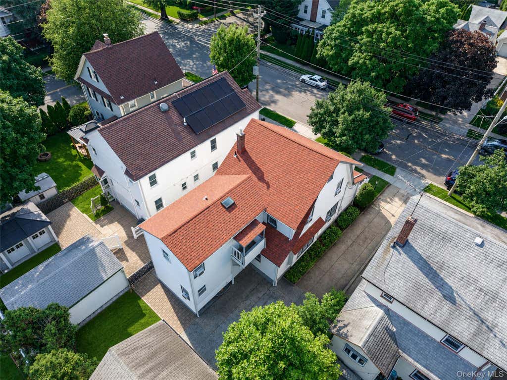 Photo of 214 Lowell Avenue, Floral Park, NY 11001 (MLS # 1022915)