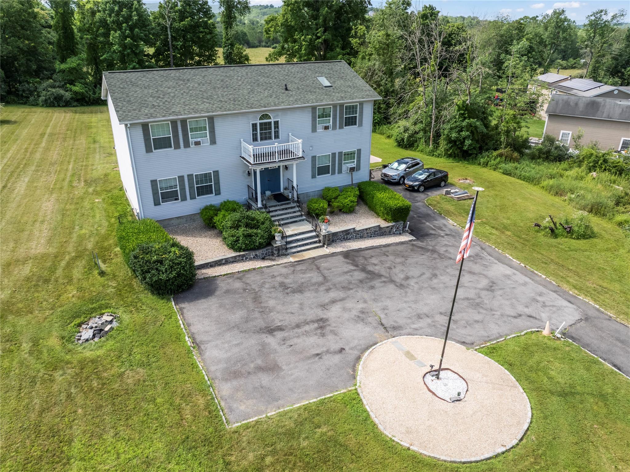 1462 Clove Valley Road
