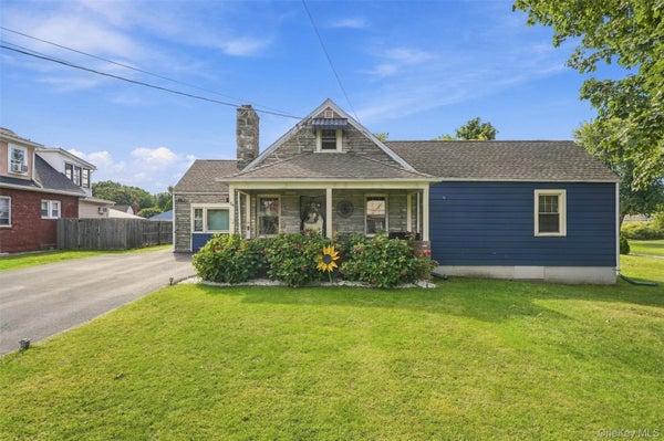 34 ADAMS ST, POUGHKEEPSIE, NY 12601 - Image de357bd6da9fc487f1d7ba2e0dce1f57/3203423999