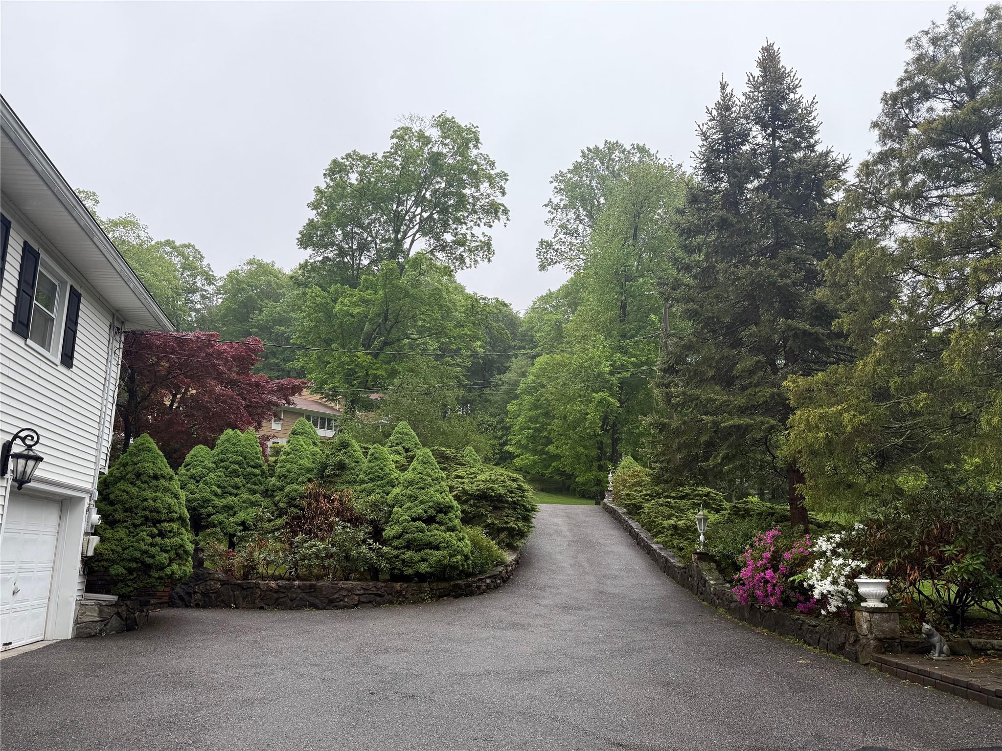 2355 Vista Court, Yorktown Heights, New York image 2