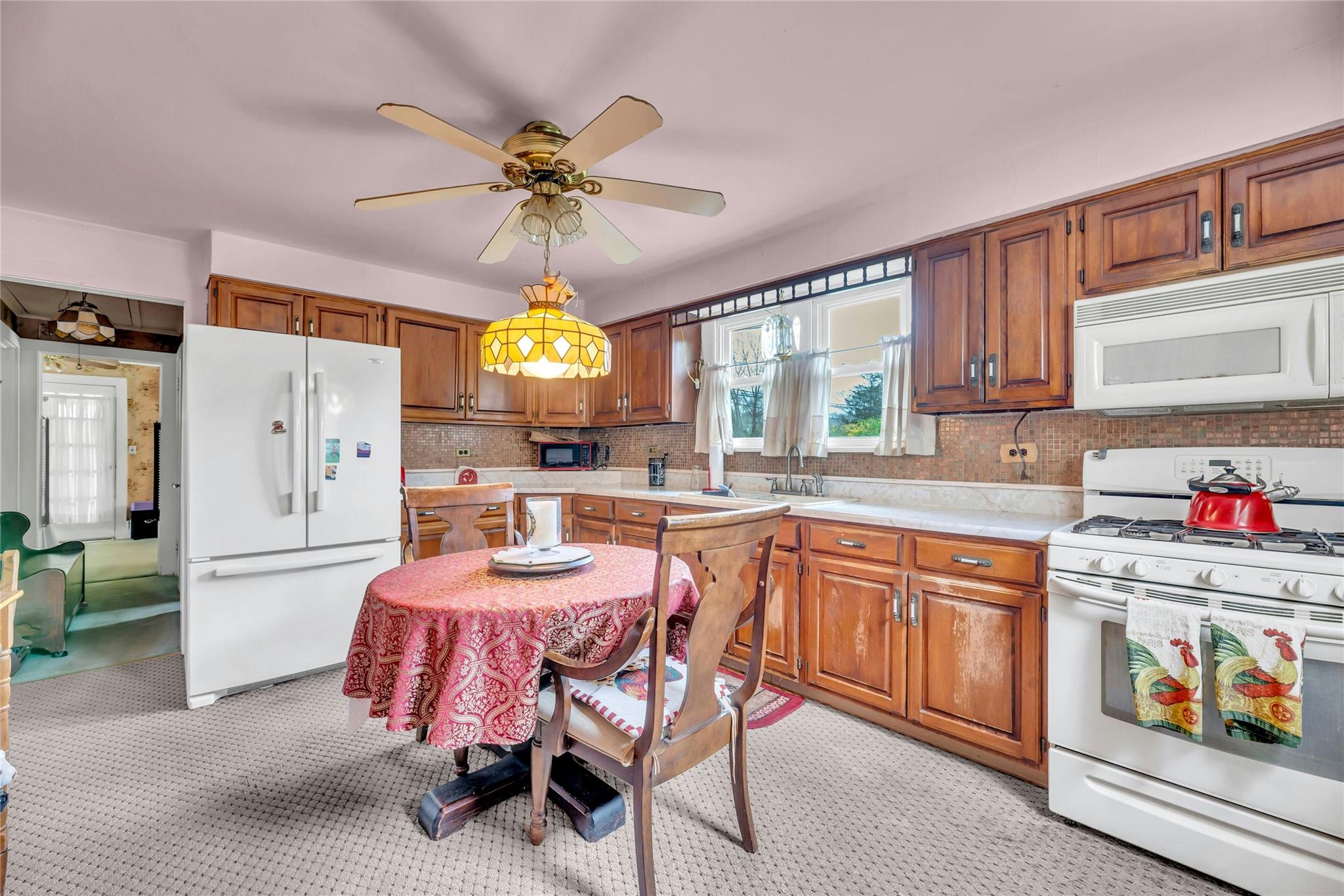 88 Washburn Street, Lake Grove, New York image 6