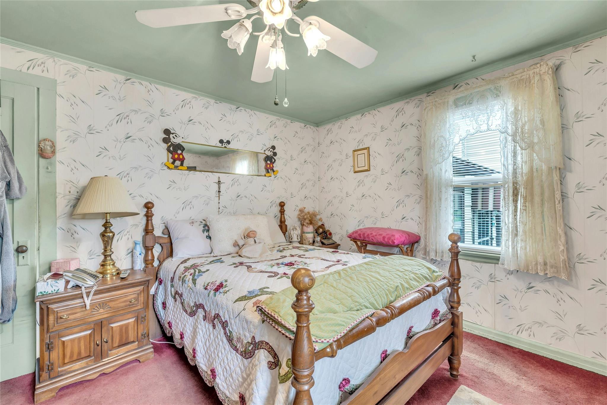 88 Washburn Street, Lake Grove, New York image 9