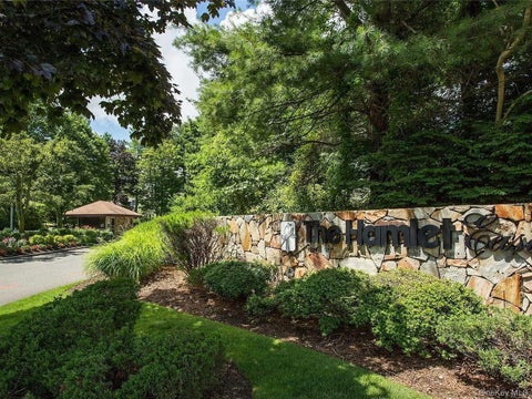 Apartment For Rent - 126 Foxwood Drive<br/> Jericho, NY 11753