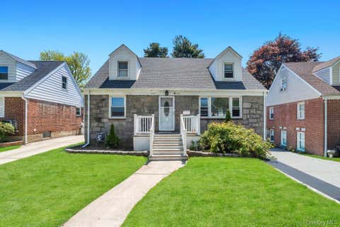 Homes For Sale - 445 Peninsula Boulevard<br/> Lynbrook, NY 11563