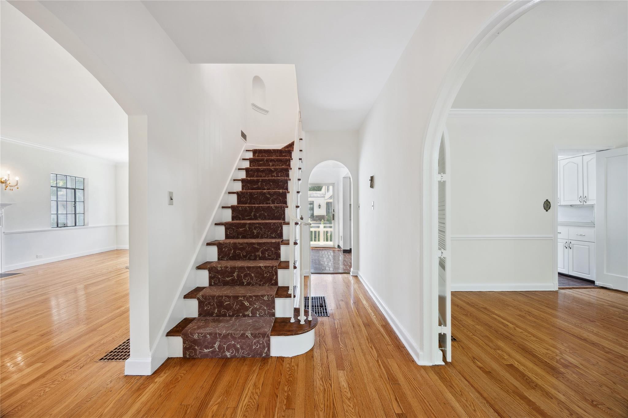 119 Knickerbocker Road