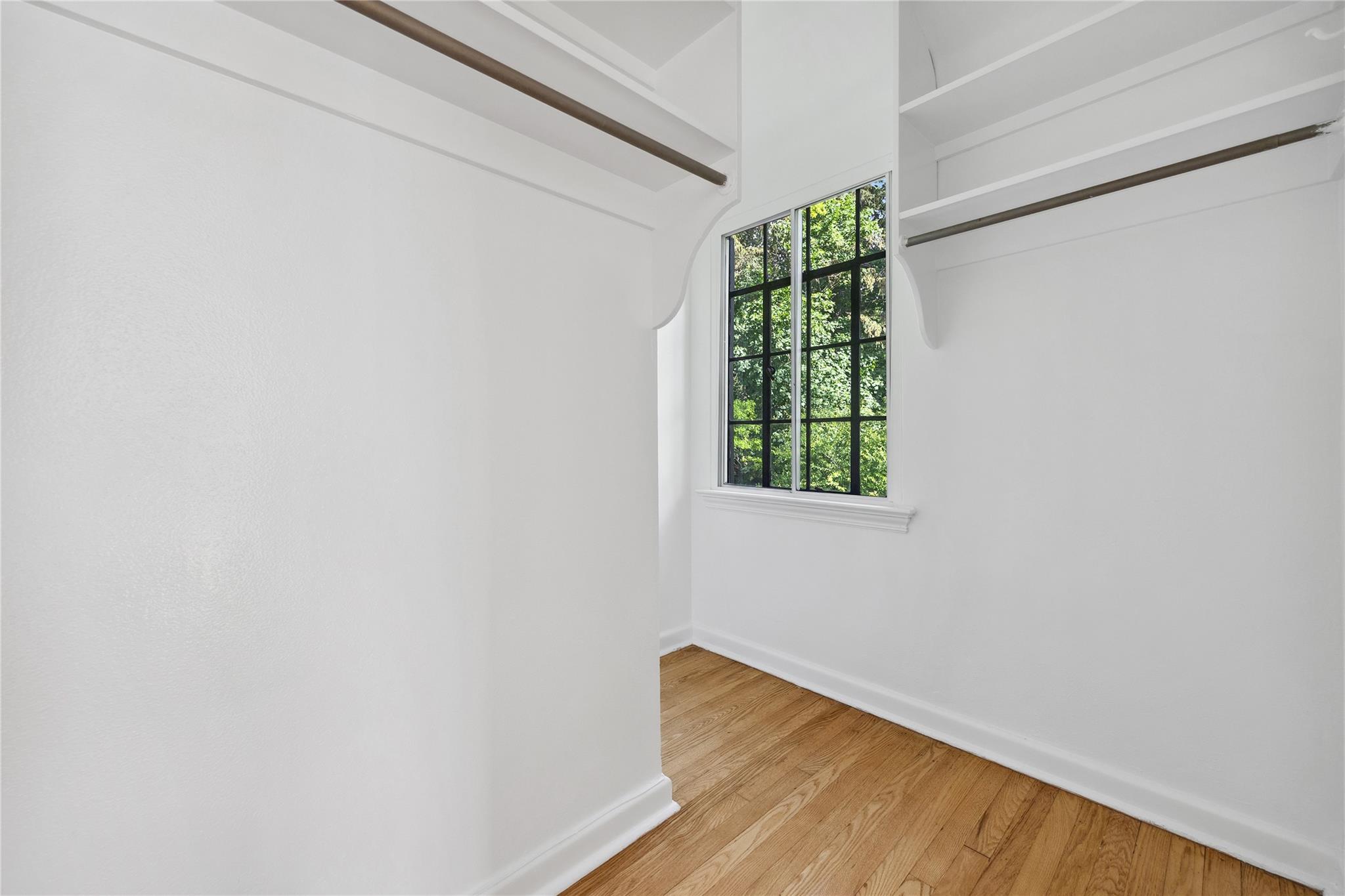 119 Knickerbocker Road, Manhasset, New York image 15