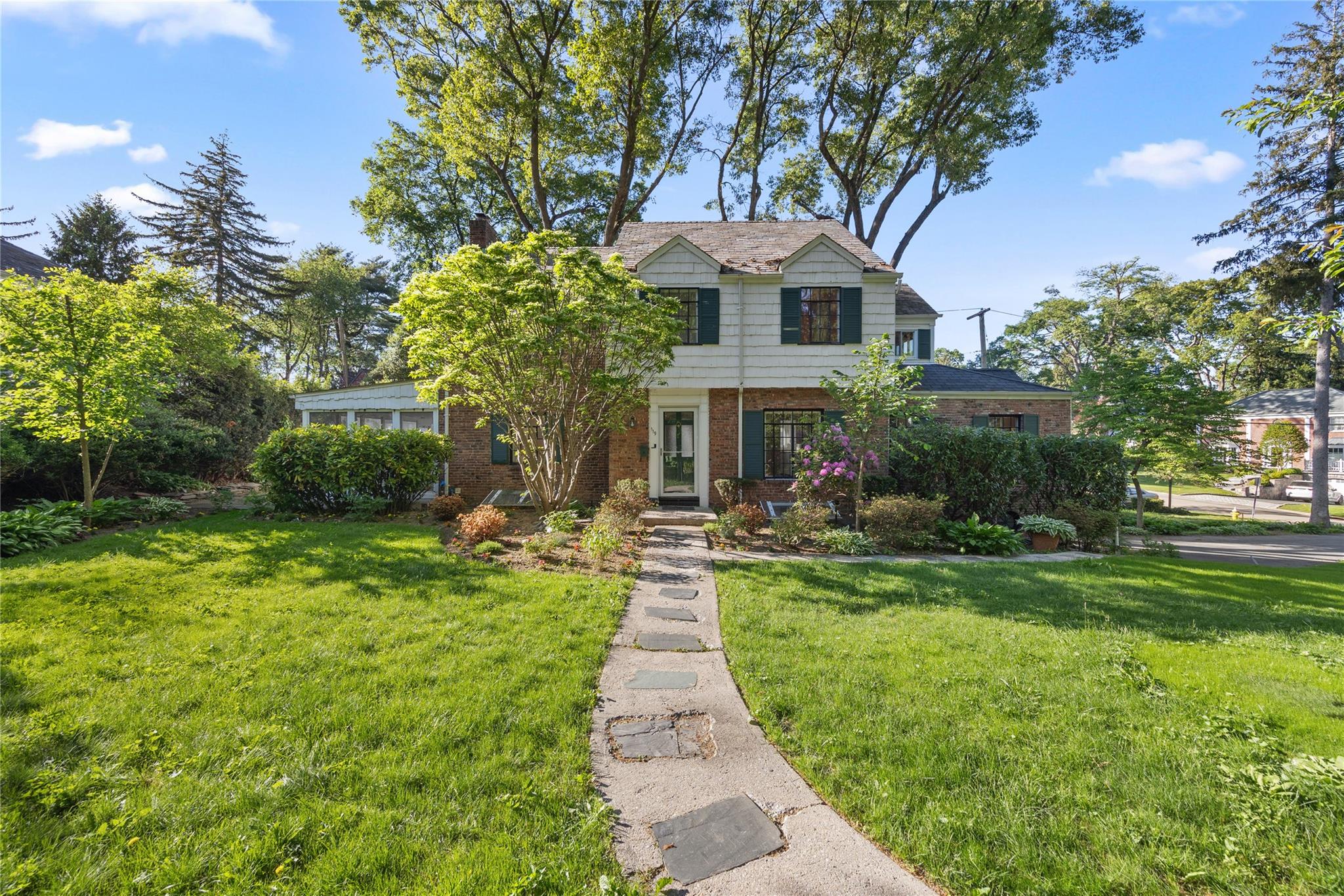 119 Knickerbocker Road, Manhasset, New York image 27