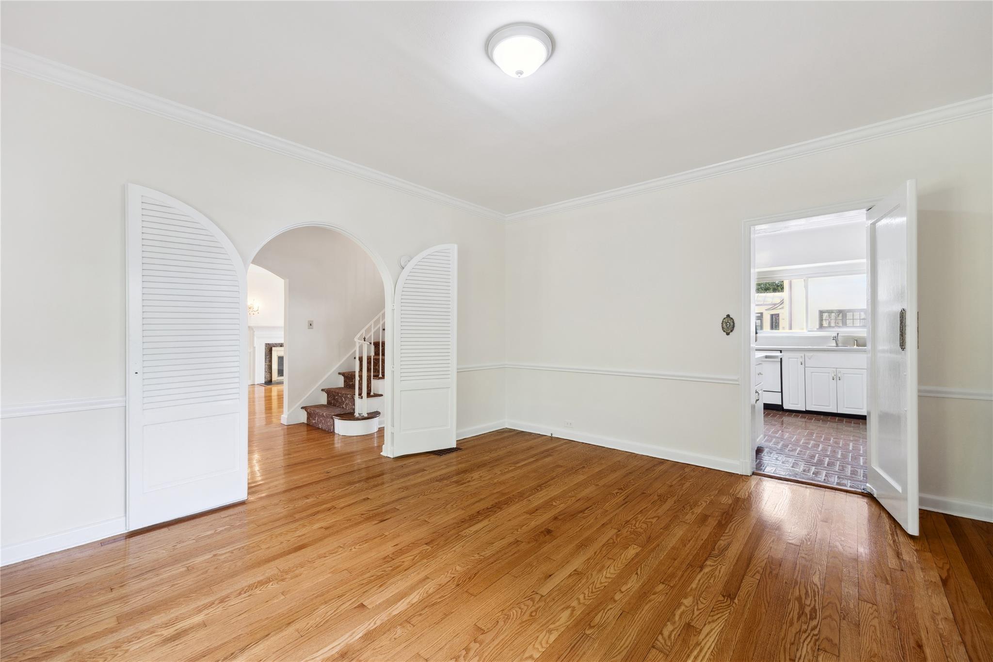 119 Knickerbocker Road, Manhasset, New York image 9