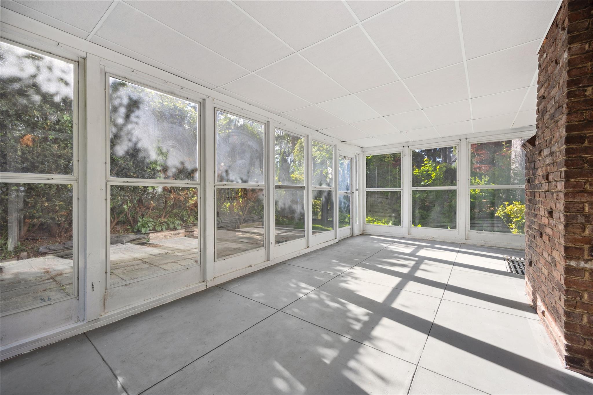 119 Knickerbocker Road, Manhasset, New York image 20