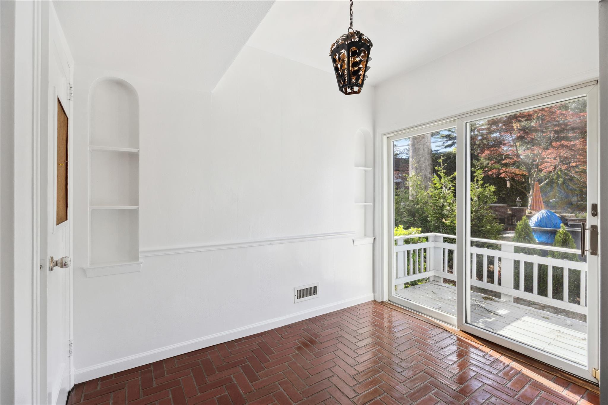 119 Knickerbocker Road, Manhasset, New York image 19