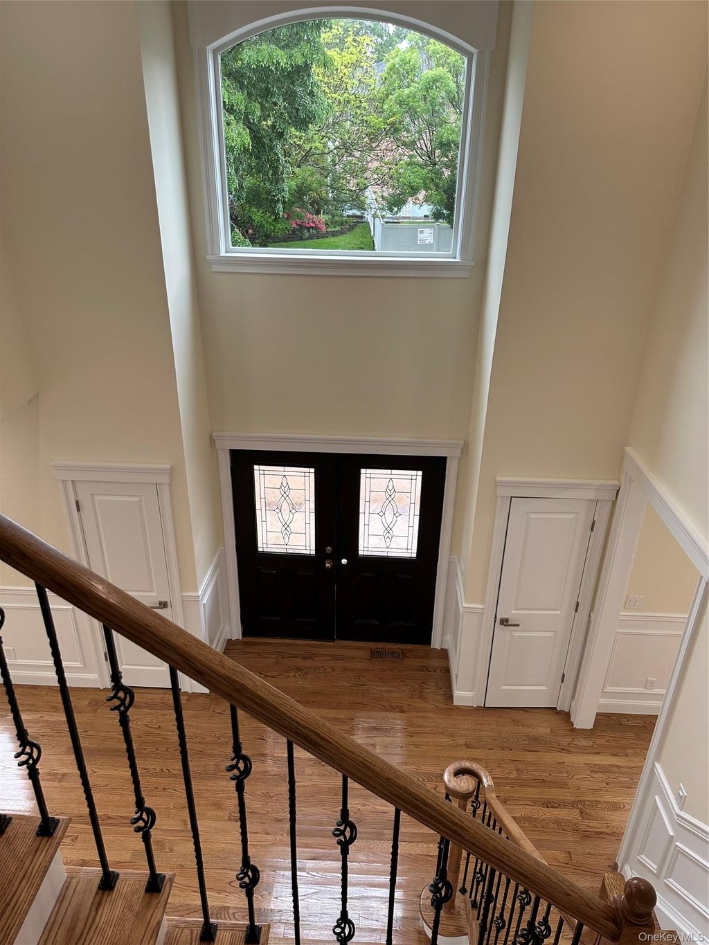 Photo of 114 Maytime Drive, Jericho, NY 11753 (MLS # 1004874)