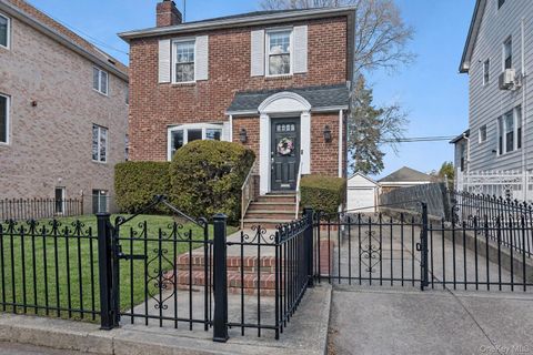 63-35 Alderton Street Rego Park NY 11374