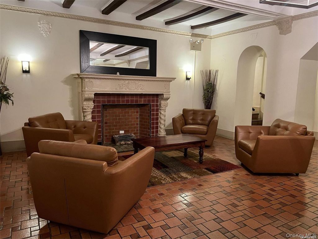 Photo of 310 Riverside Boulevard #5-H, Long Beach, NY 11561 (MLS # 963822)