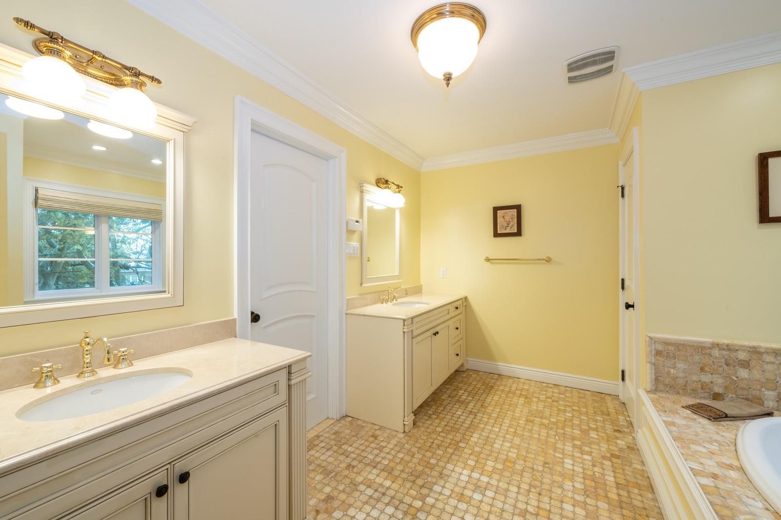 83 Ithaca Avenue, Atlantic Beach, New York image 17