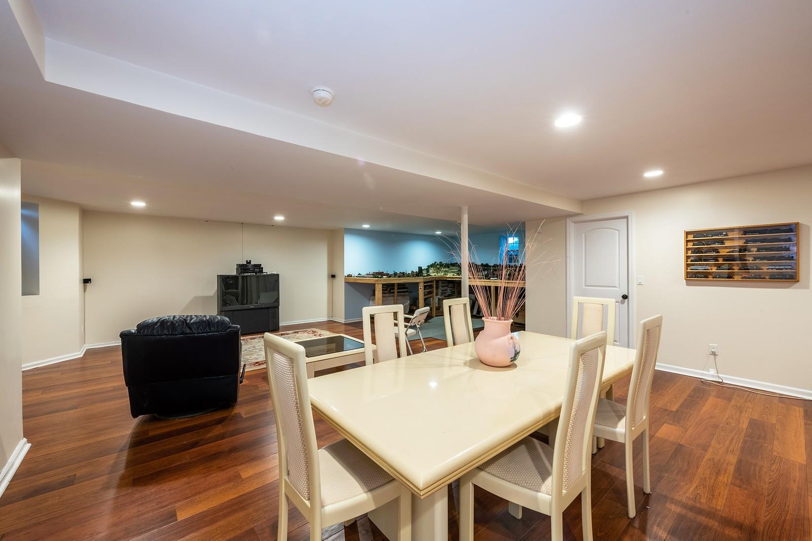 83 Ithaca Avenue, Atlantic Beach, New York image 22
