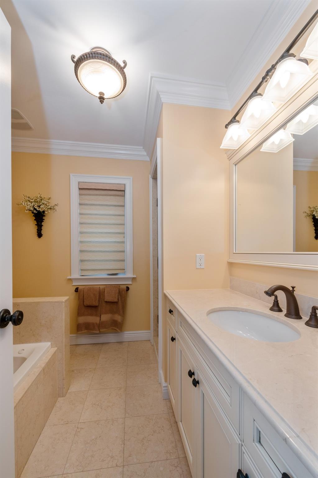 83 Ithaca Avenue, Atlantic Beach, New York image 21
