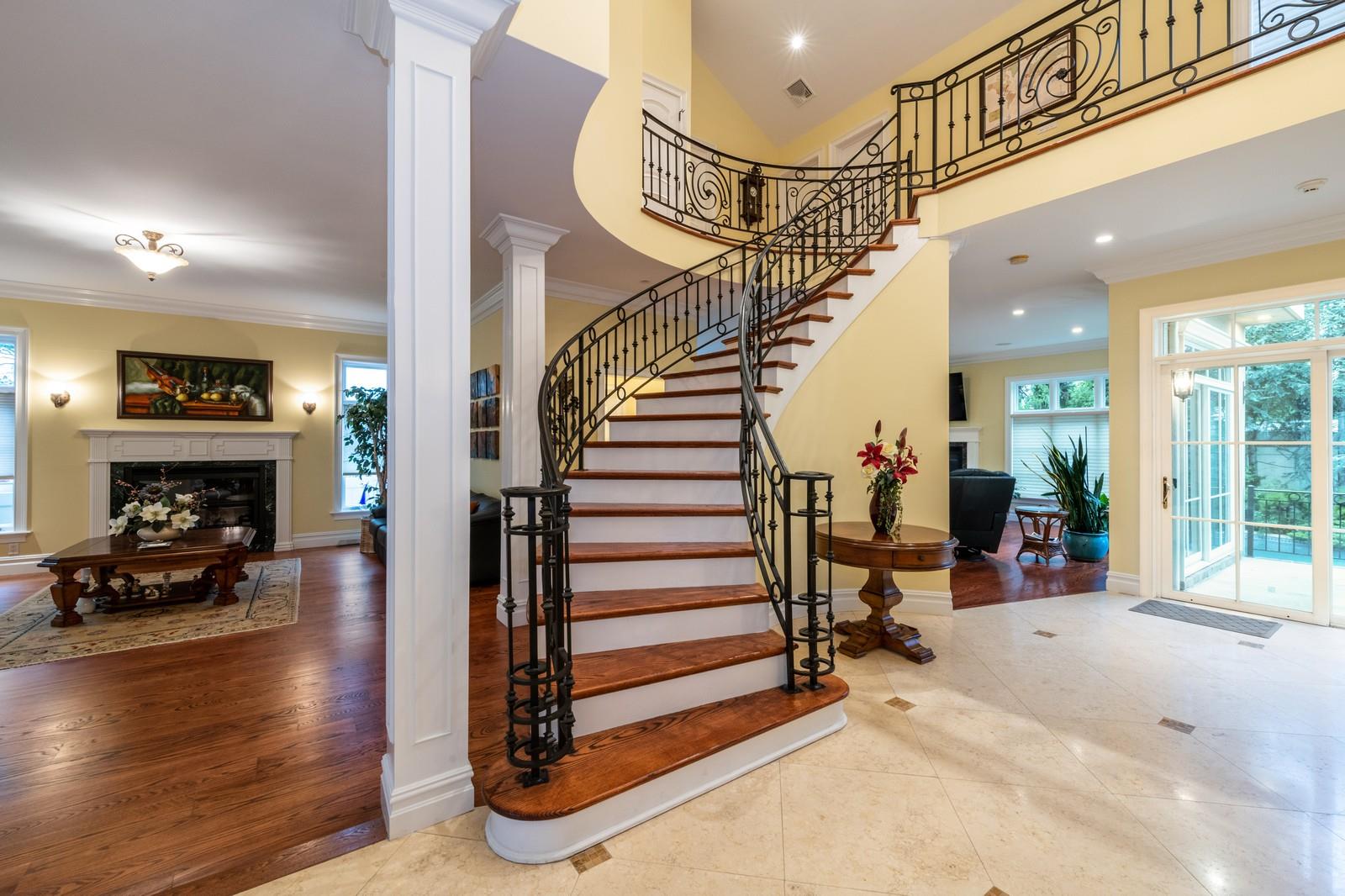 83 Ithaca Avenue