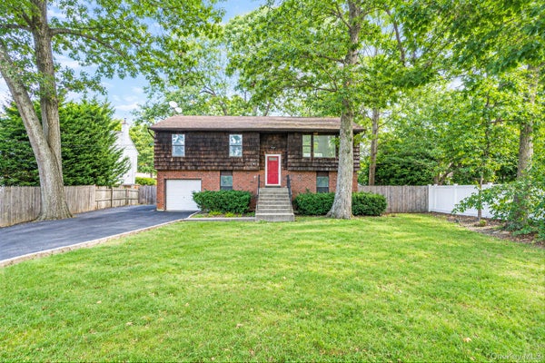 39 POND PATH, LAKE GROVE, NY 11755 - Image de756464cbae0f150be1e35ff9c1fdb0/1105407886