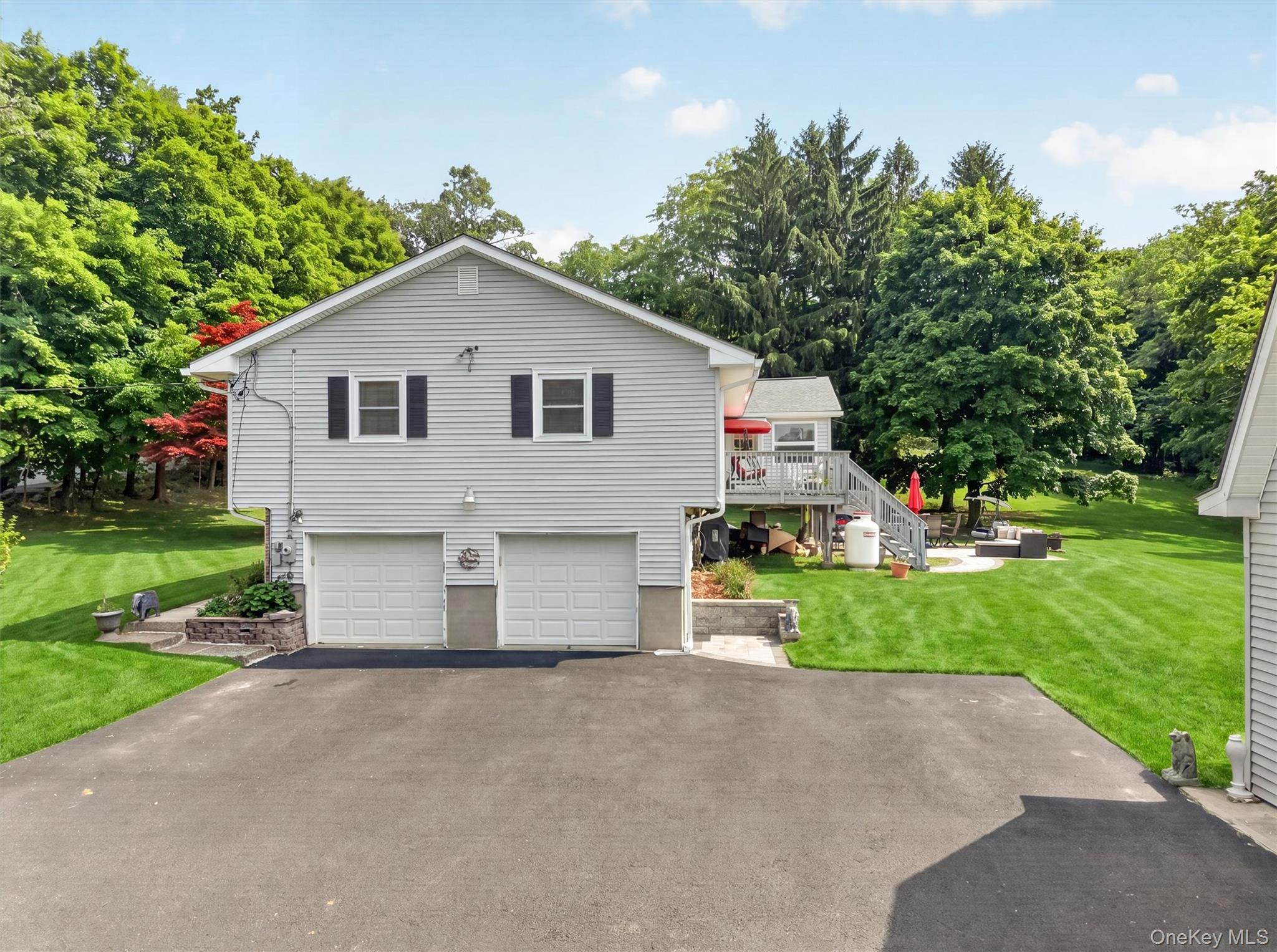 18 Helms Hill Road