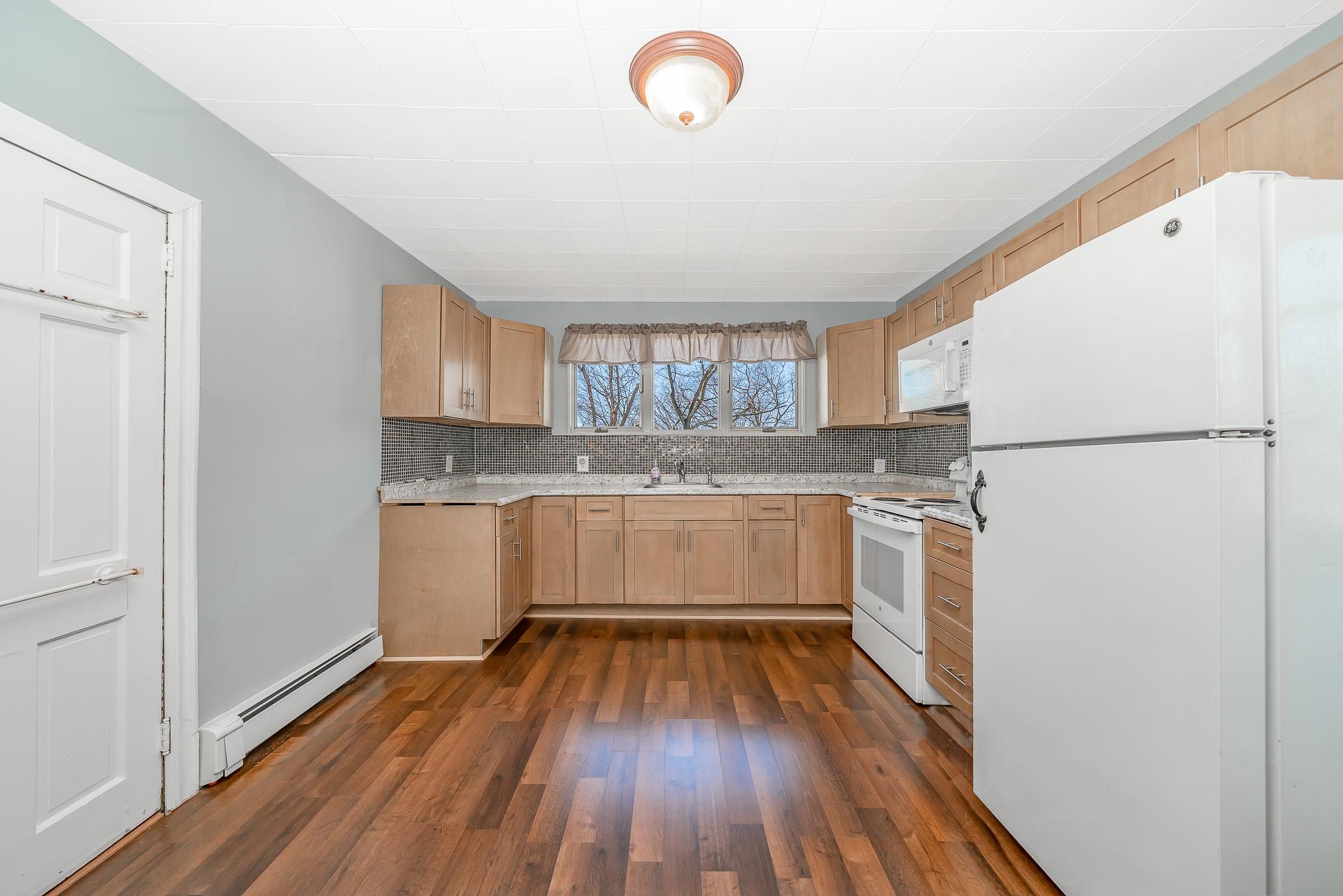 265 Roosevelt Avenue, Freeport, New York image 8