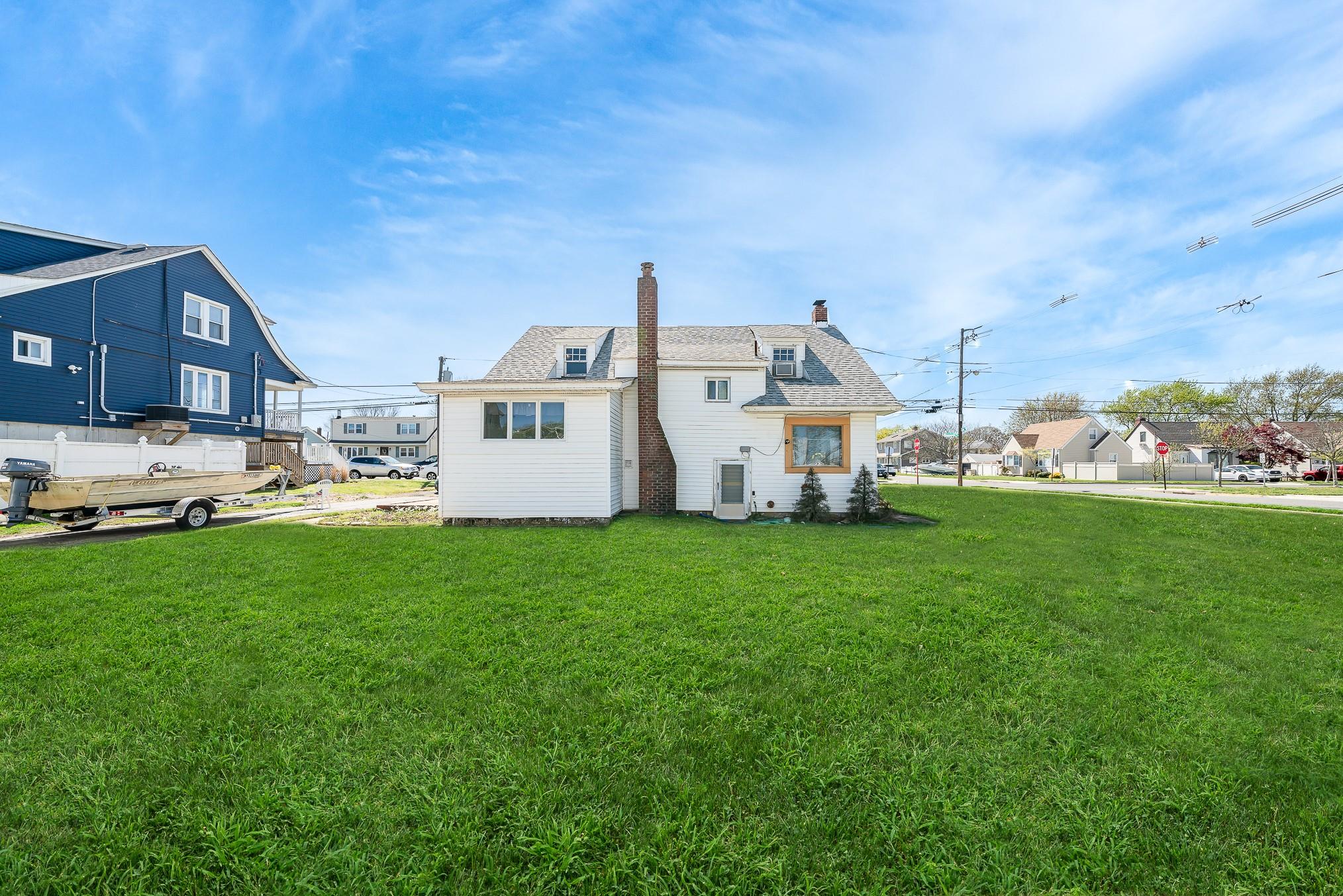 265 Roosevelt Avenue, Freeport, New York image 5