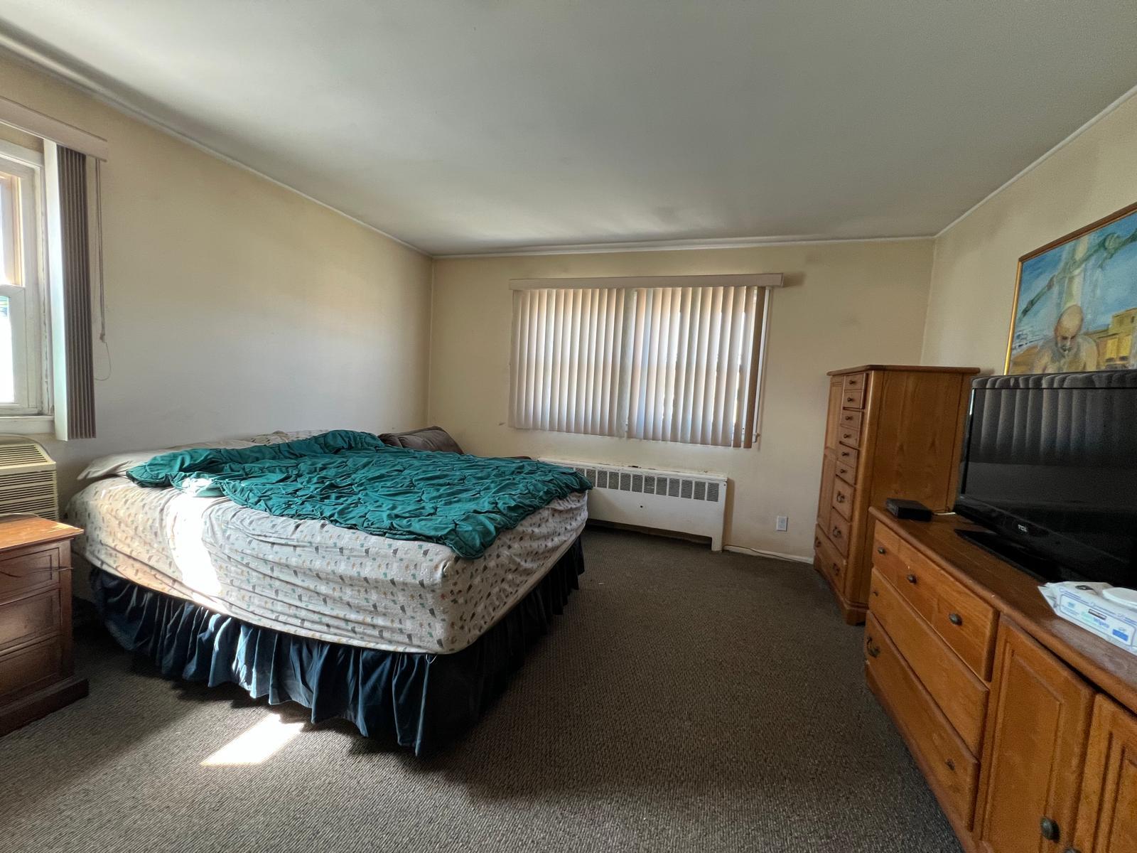 134 Mckinley Avenue, Island Park, New York image 5