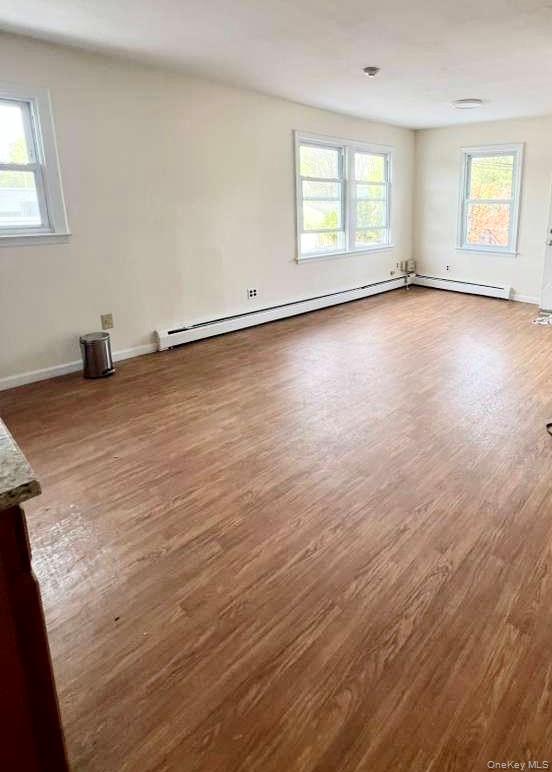 487 Lake Ave