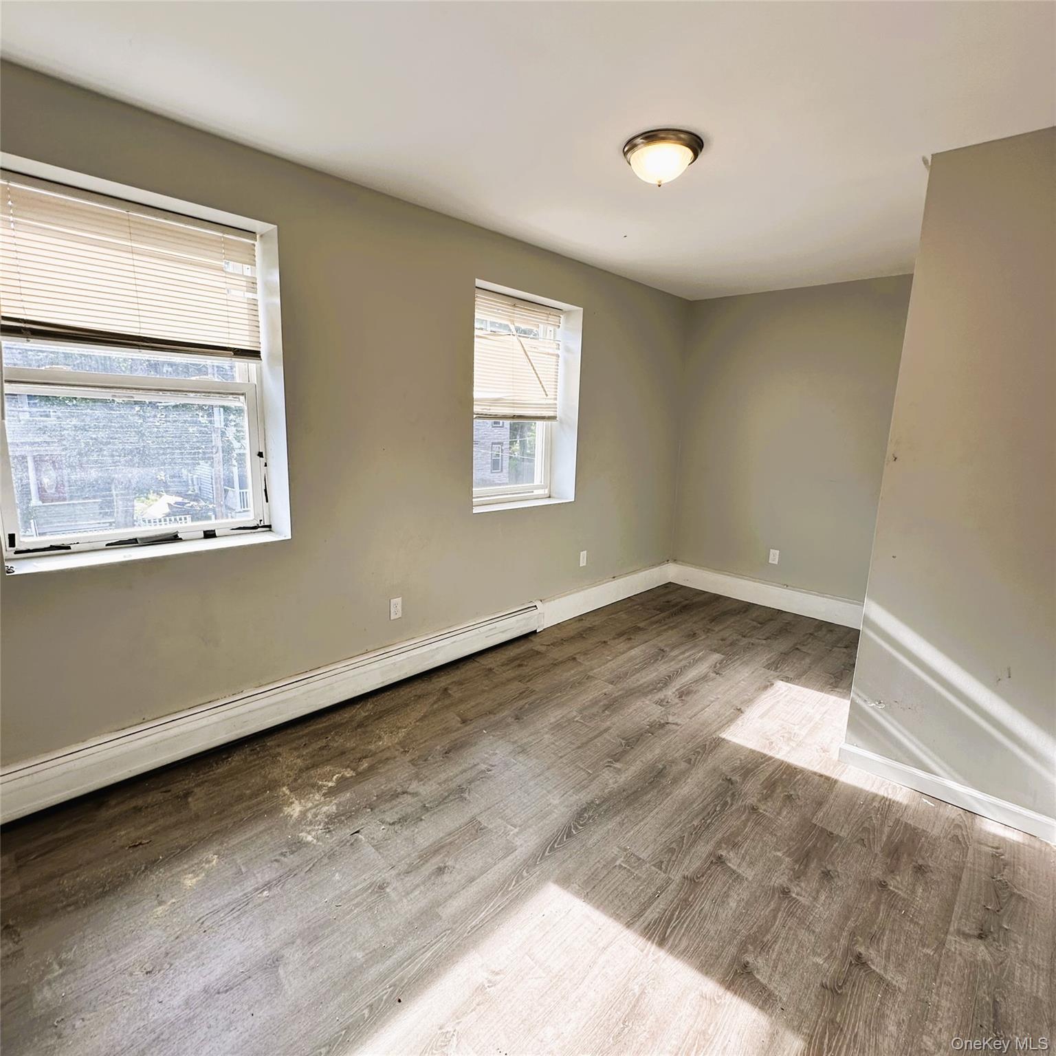 Poughkeepsie, New York 12601, United States, 2 Bedrooms Bedrooms, ,1 BathroomBathrooms,Residential,Active,189877