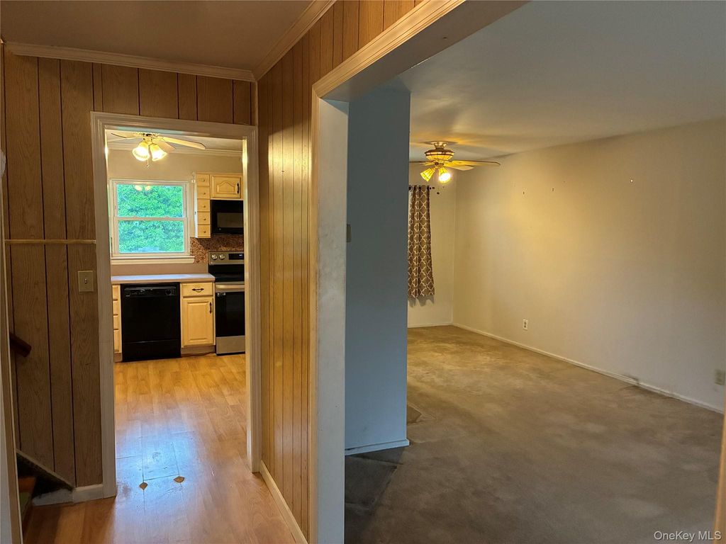 Photo of 27 Elizabeth Drive, Bethpage, NY 11714 (MLS # 1003210)