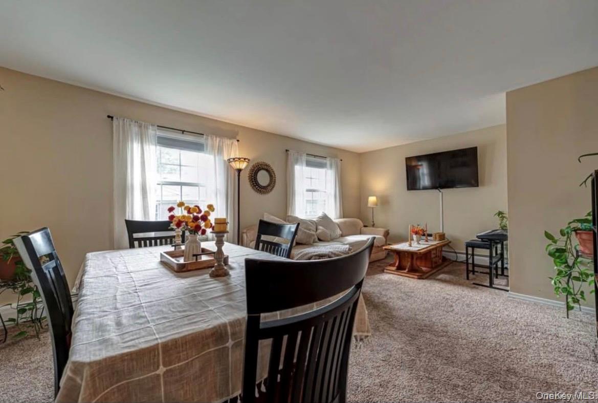 88-20 Parsons Boulevard 3D - Photo 2