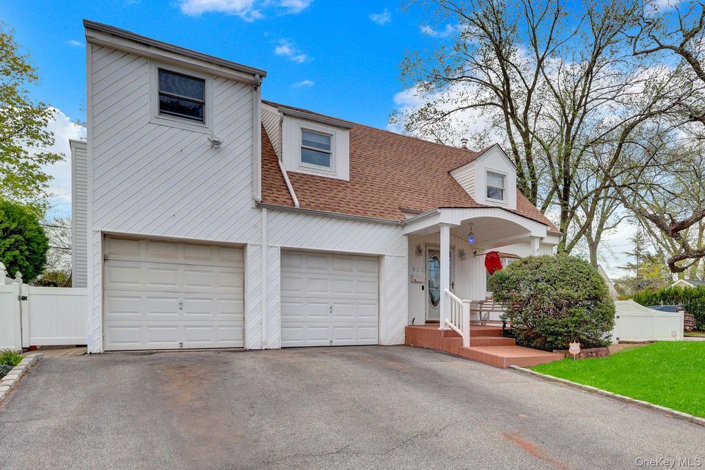 Photo of 451 N Grove Street, Valley Stream, NY 11580 (MLS # 987024)