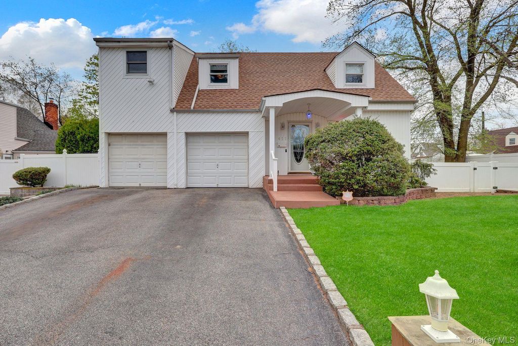 Photo of 451 N Grove Street, Valley Stream, NY 11580 (MLS # 987024)