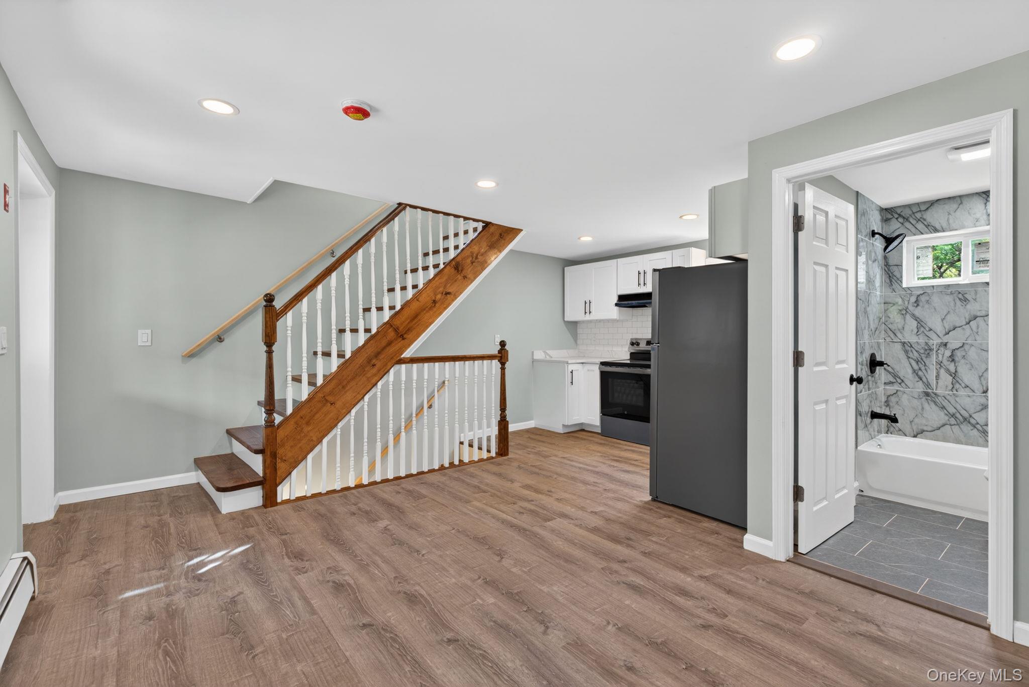 152 N Clinton Street