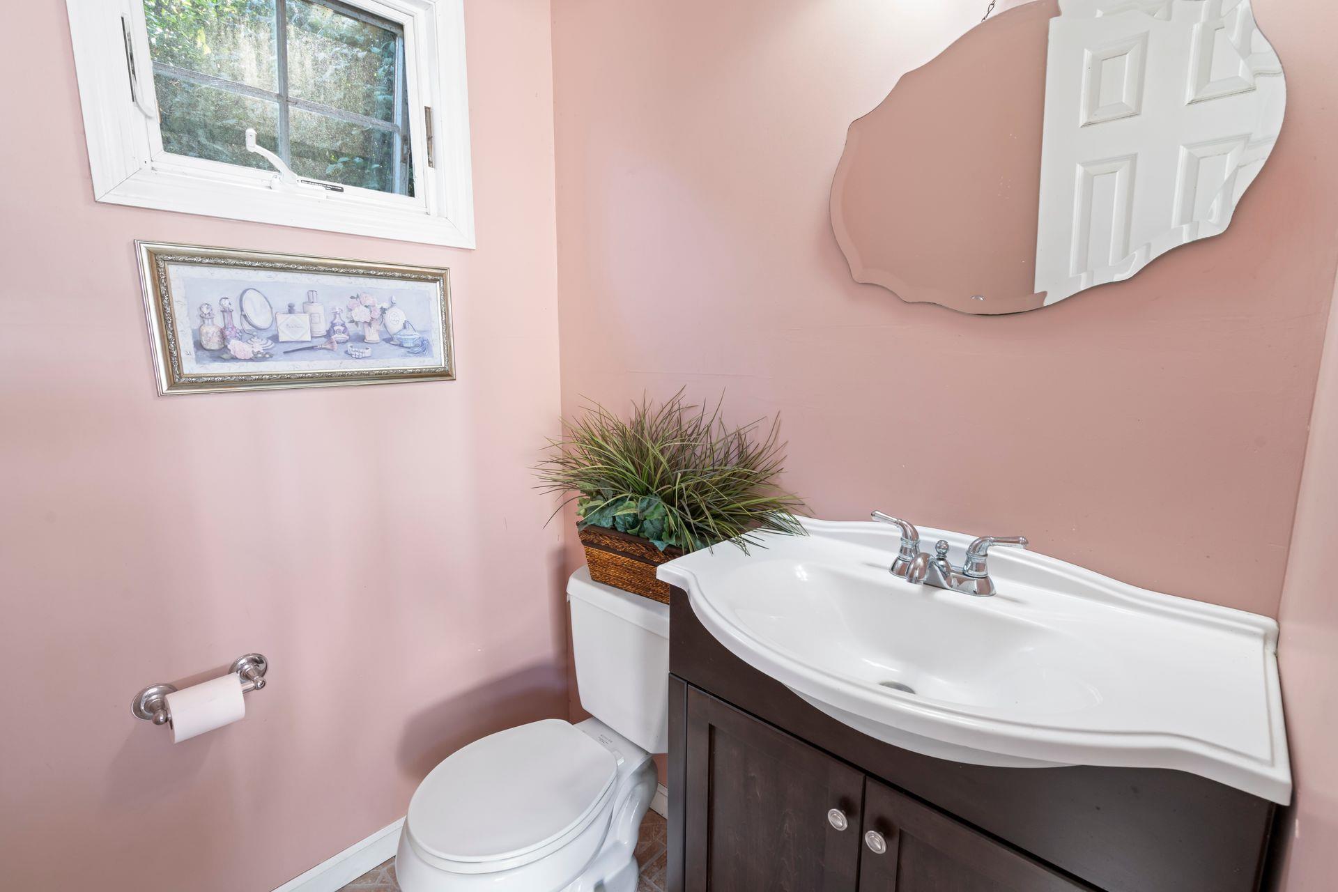 28 Stepping Stone Crescent, Dix Hills, New York image 46
