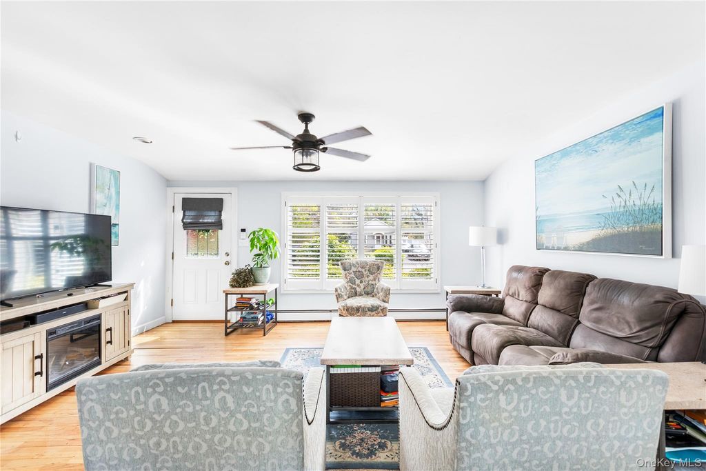 Photo of 44 Maple Avenue, Bellport, NY 11713 (MLS # 996155)