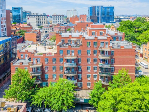 Condo For Sale - 3506 Leavitt Street #5H<br/> Flushing, NY 11354