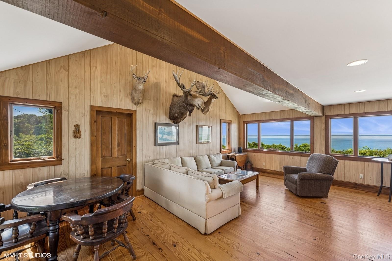 4630 Blue Horizon Bluffs