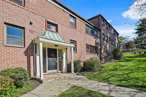 Homes For Sale - 125 Beacon Hill Drive #F-11<br/> Dobbs Ferry, NY 10502