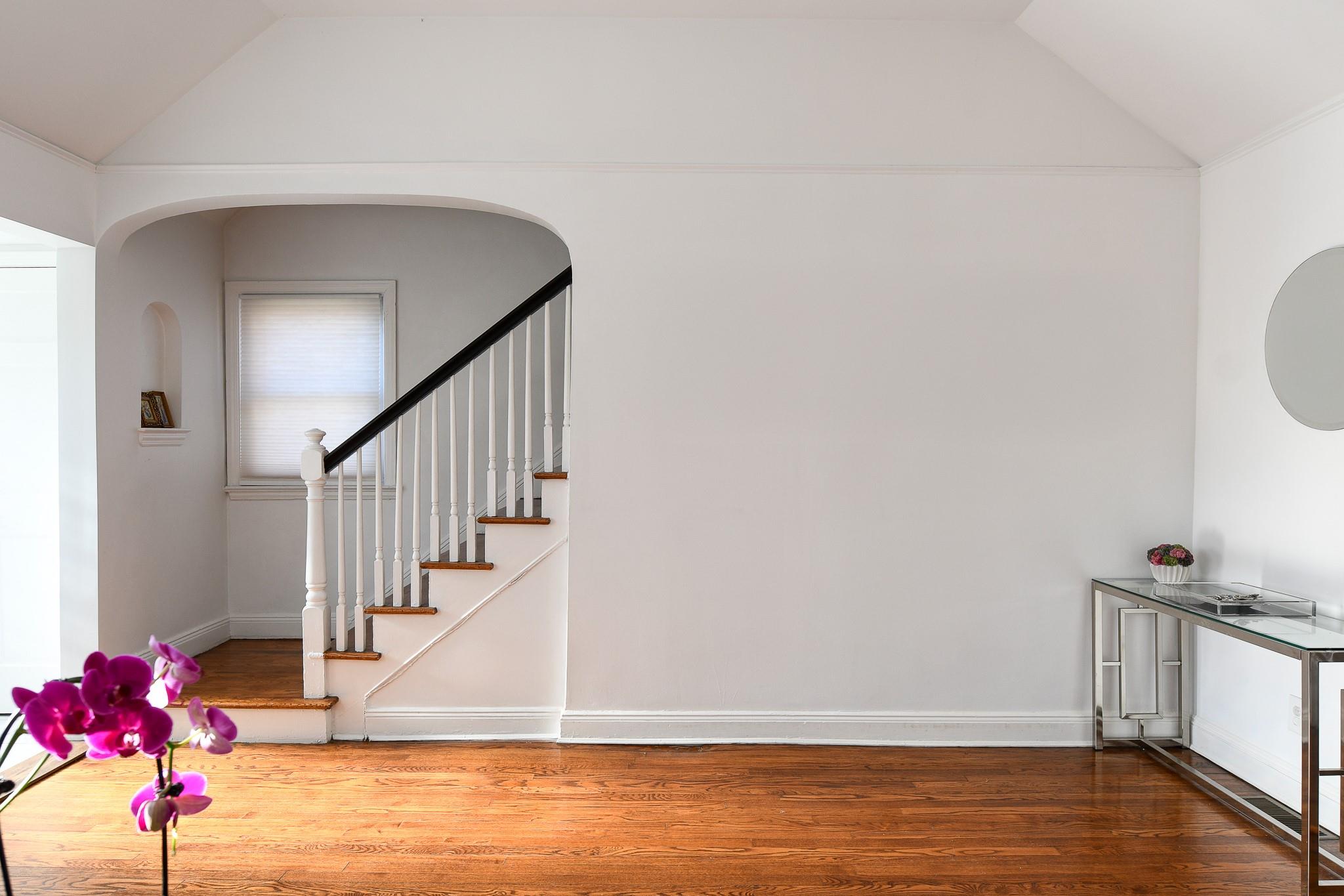 1054 Mora Place, Woodmere, New York image 3