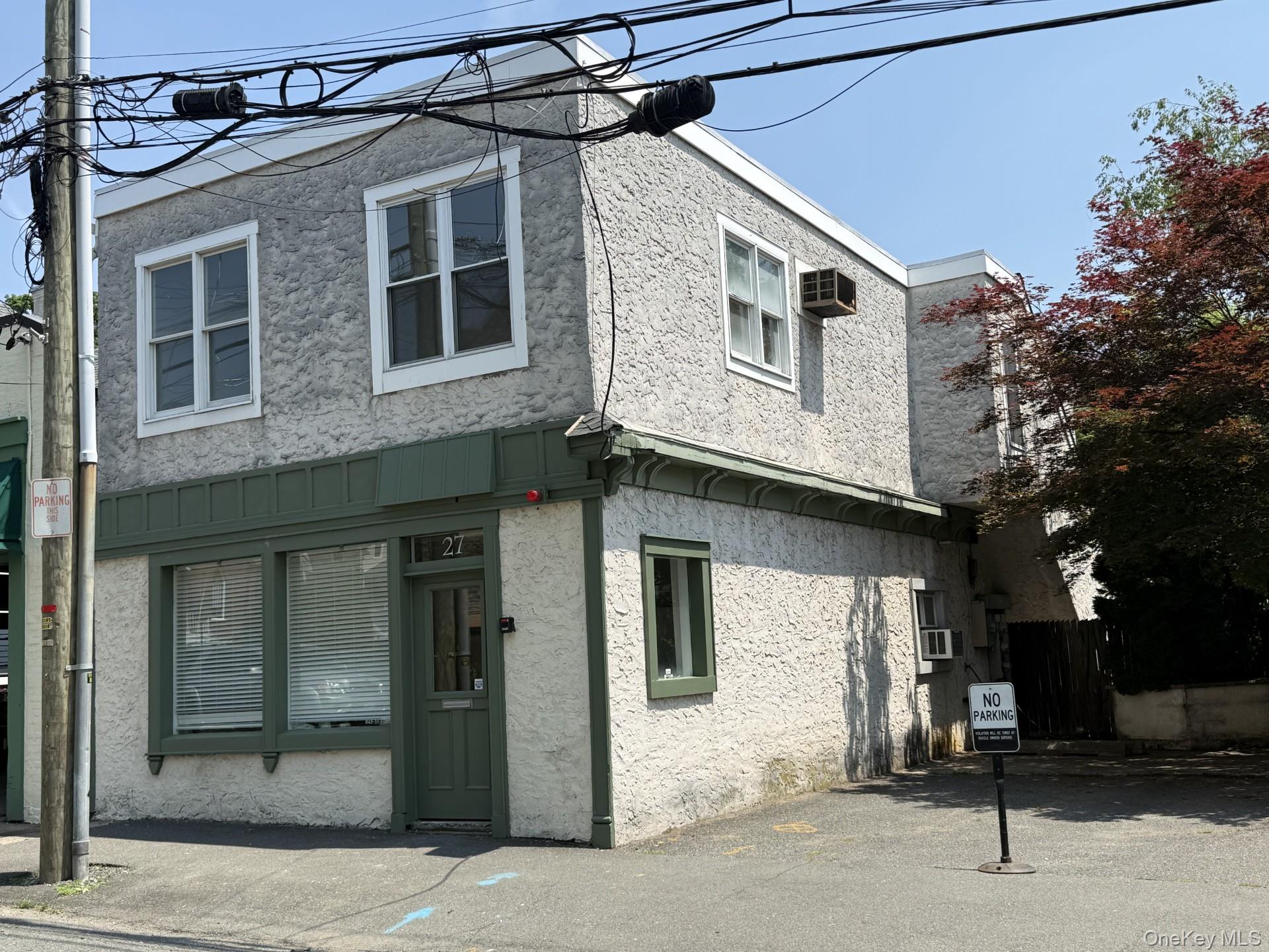 27 N Franklin Street