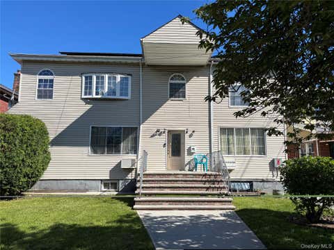 Multifamily For Sale - 21005 Hollis Avenue<br/> Queens County, Queens Village, NY 11429