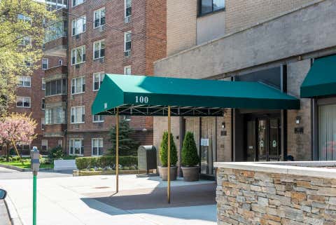 Homes For Sale - 100 E Hartsdale Avenue #5GE<br/> Westchester County, Hartsdale, NY 10530