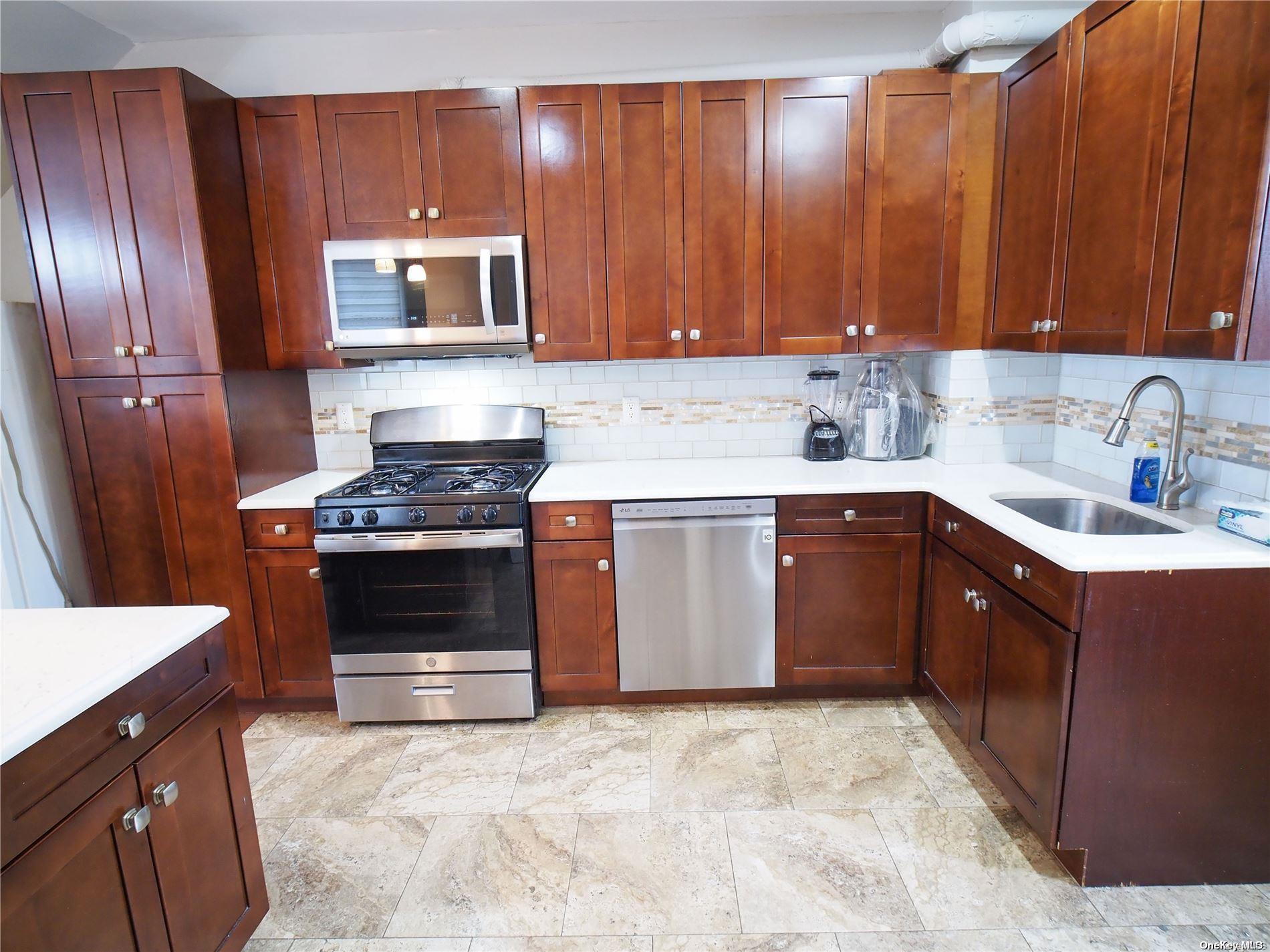 60th Lane, Maspeth, Queens, NY - 0.5 Bathrooms - 