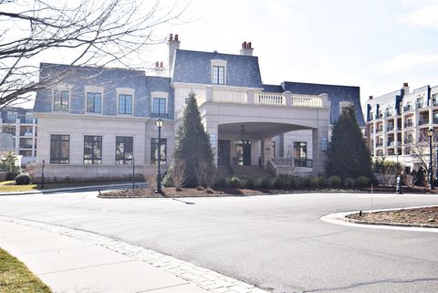 6000 Royal Court 6303 North Hills NY 11040