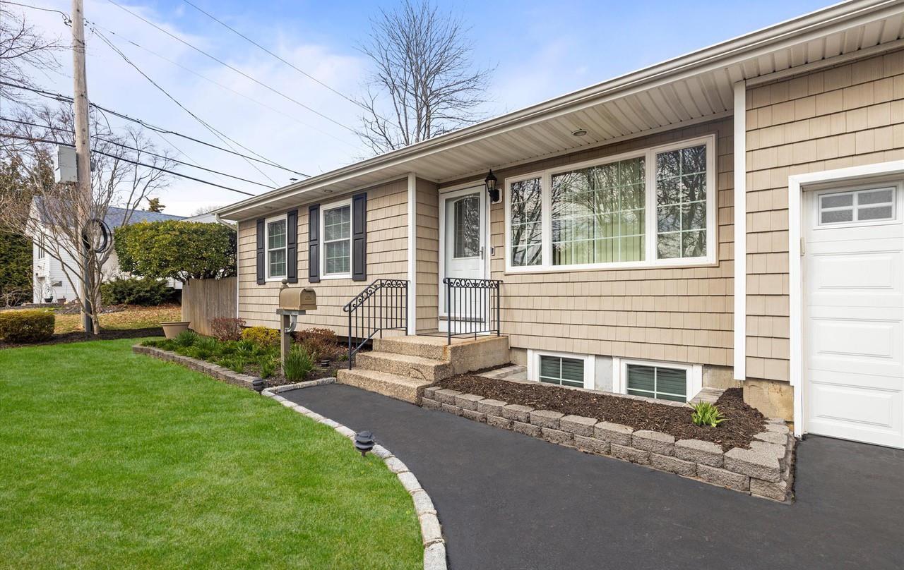 83 Rumford Road, Kings Park, New York image 2