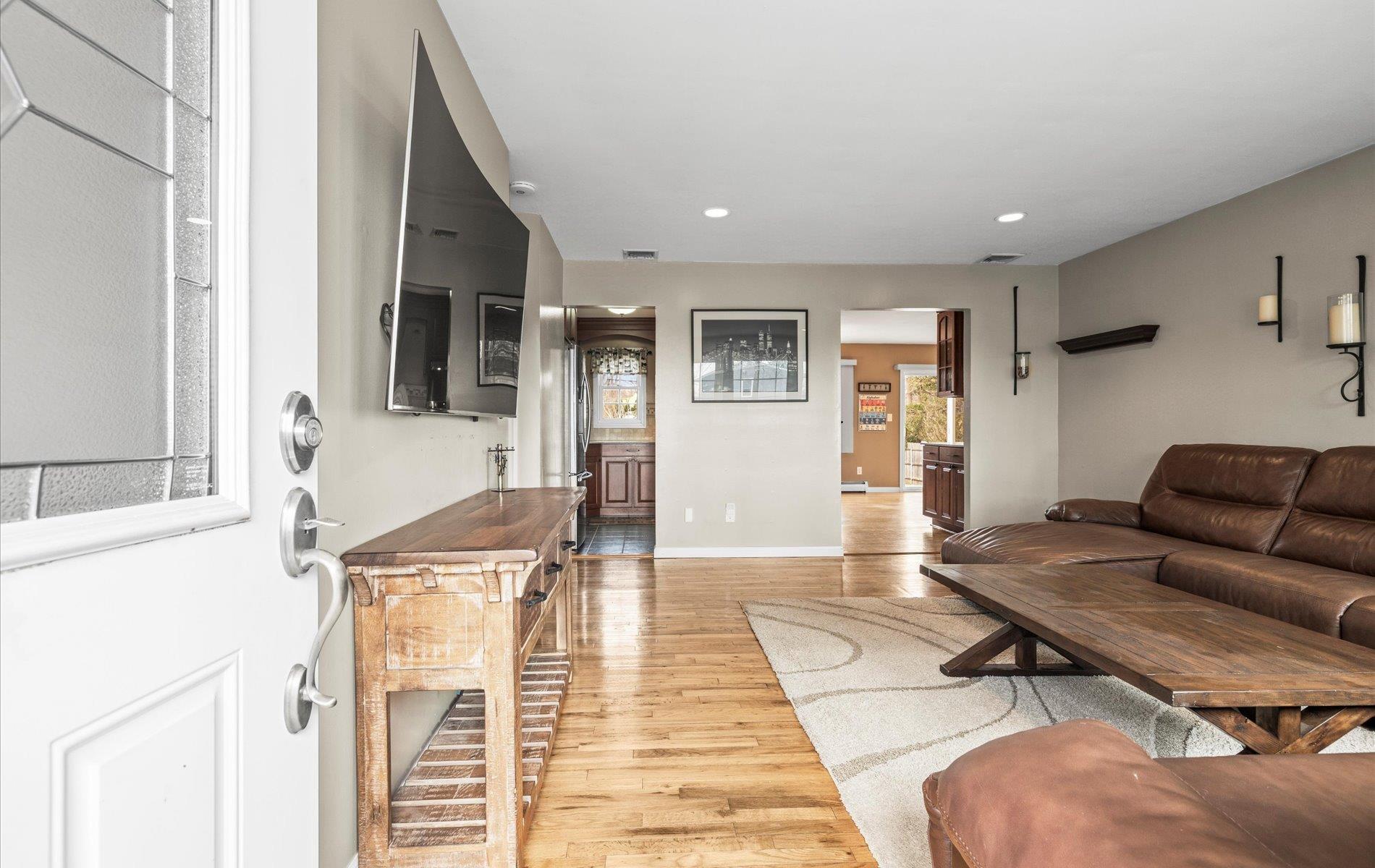 83 Rumford Road, Kings Park, New York image 4